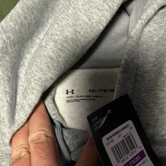 Under Armour Hoodie - Picture 6 of 7